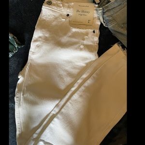 Abercrombie high rise white jeans